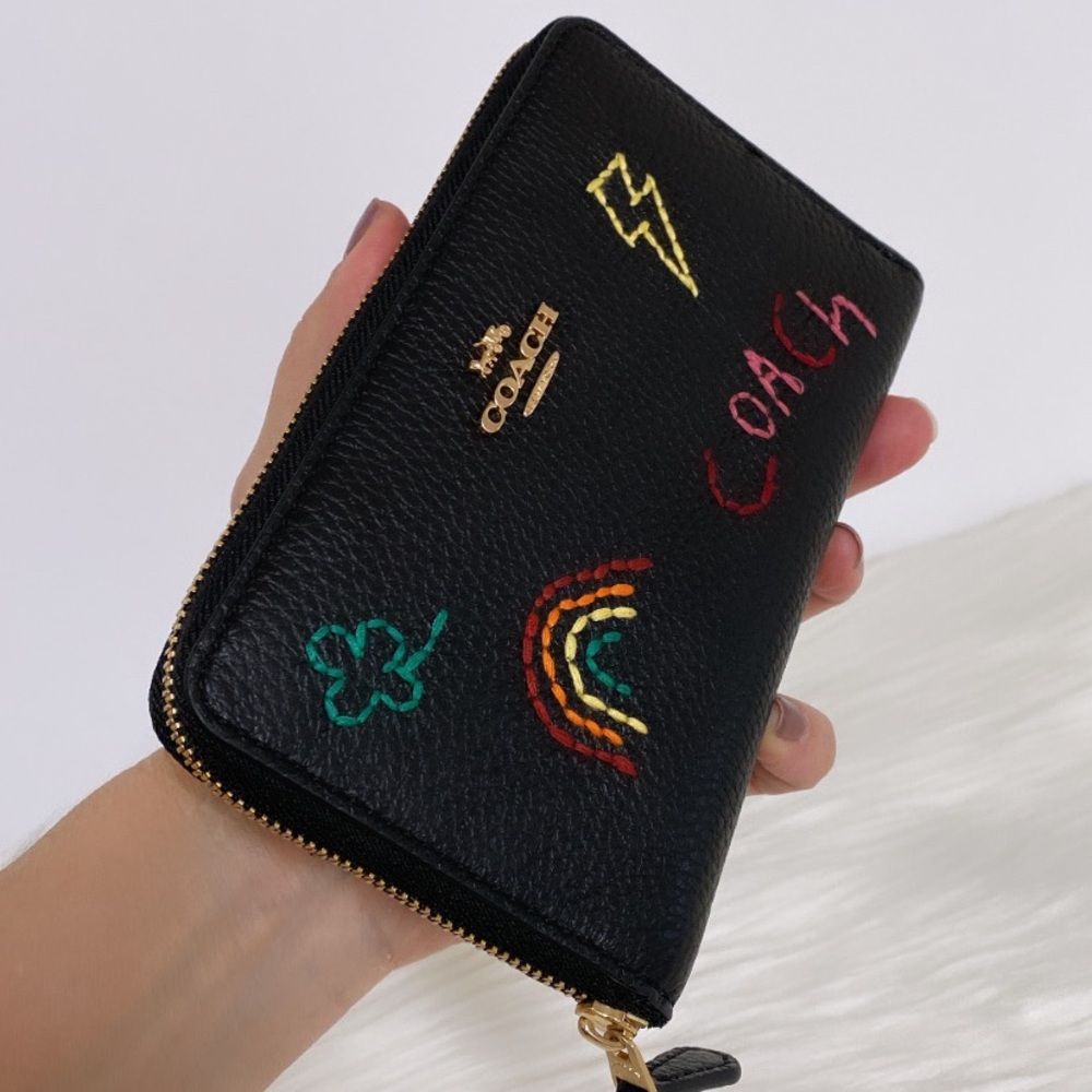 New💃Coach Medium Id Zip Wallet With Diary Embroidery - Picture 2 of 6
